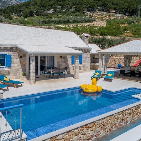 Villa Blue Sky Bol Kültér fotó