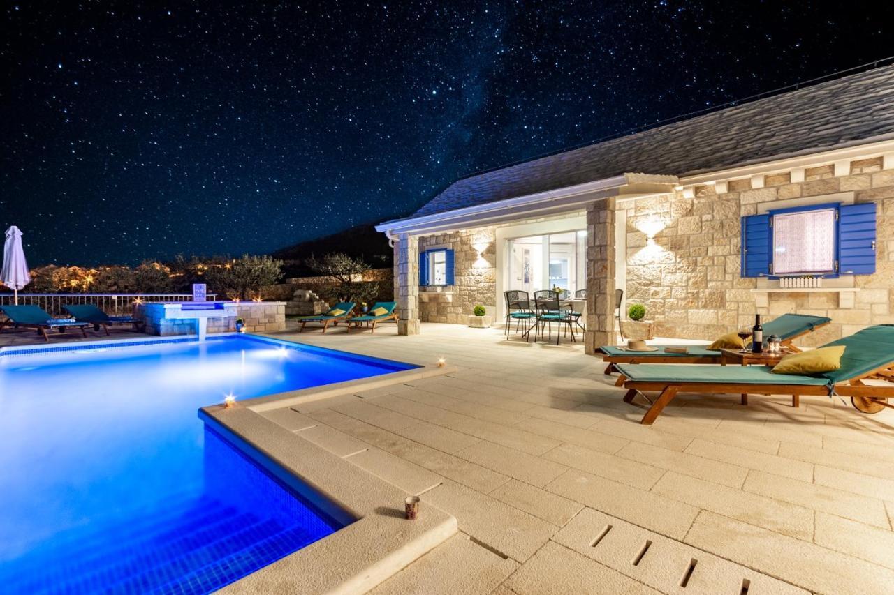 Villa Blue Sky Bol Kültér fotó